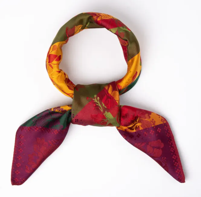 Hovedbilde Silkeskjerf Gabriella 405