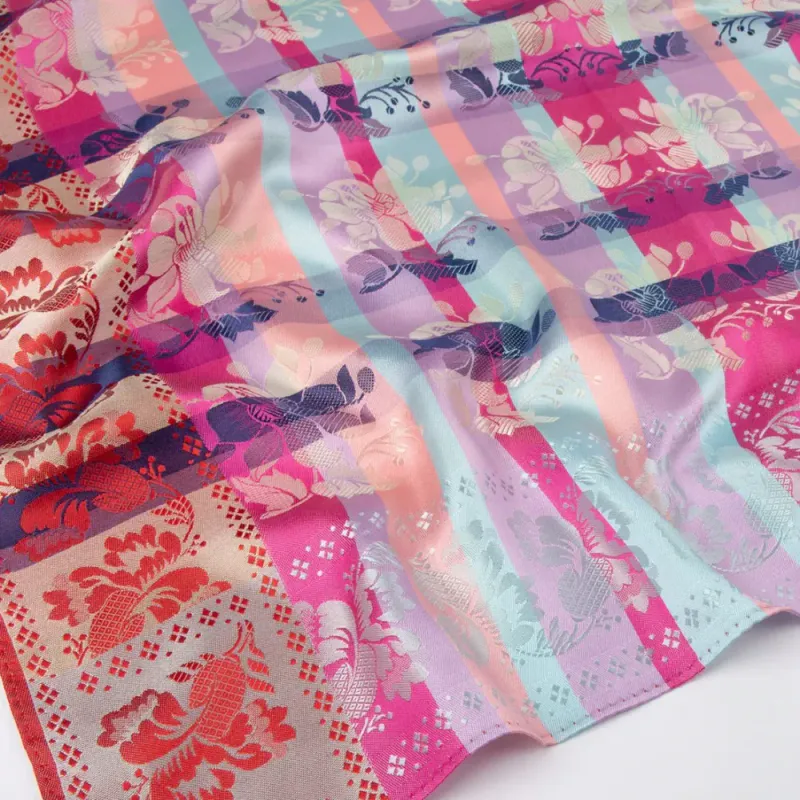 Silkeskjerf Gabriella 3